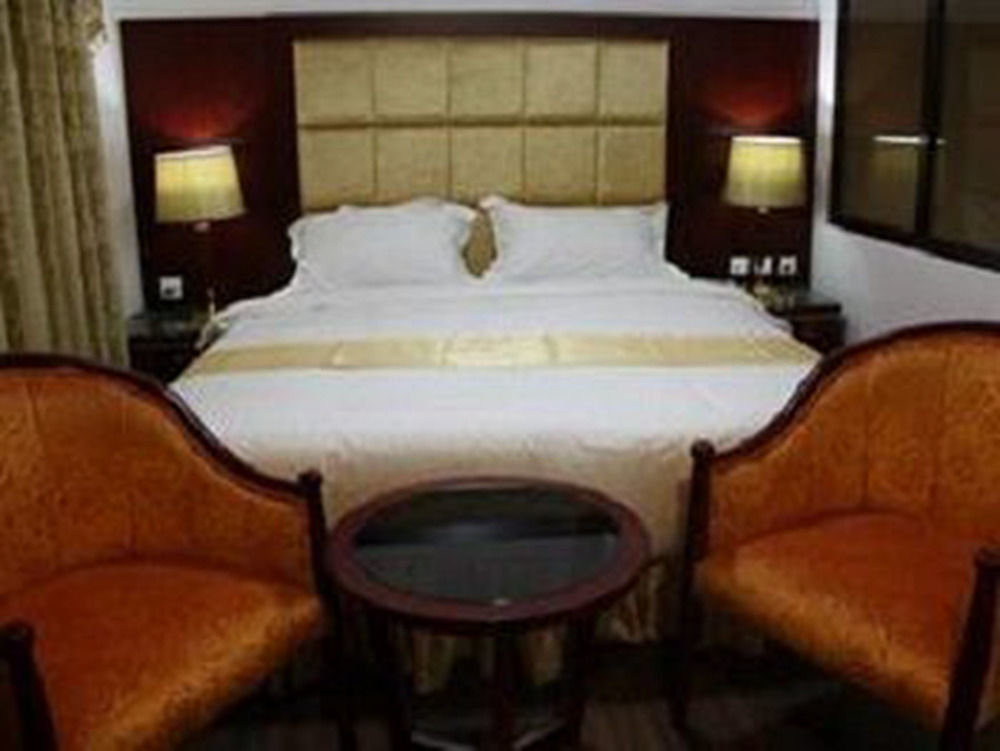 The Privi Suites Pattaya Exterior foto